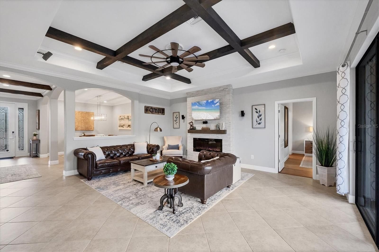 Clubhouse lounge with fireplace (shared)